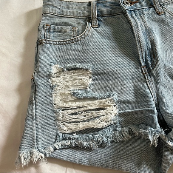 S.O.N.G. Curvy super high rise denim shorts distressed size 5/27 - Picture 3 of 12